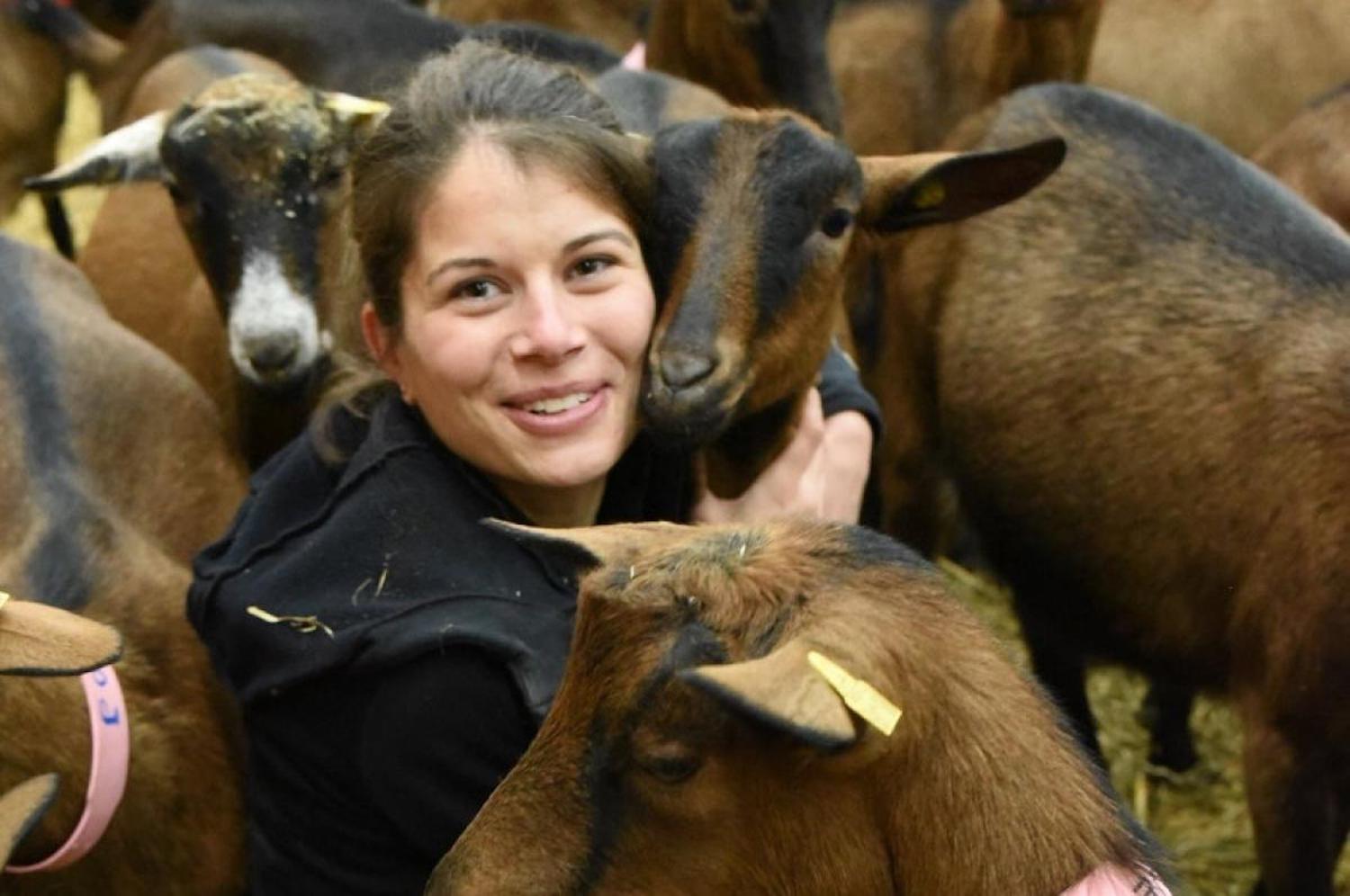 Elle a créé la ferme de ses rêves :  Claire Genet, éleveuse de chèvres dans l'Yonne